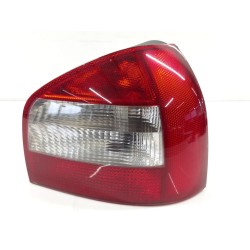 Piloto traseiro direito audi A3 (8L) oem 8L0945096A