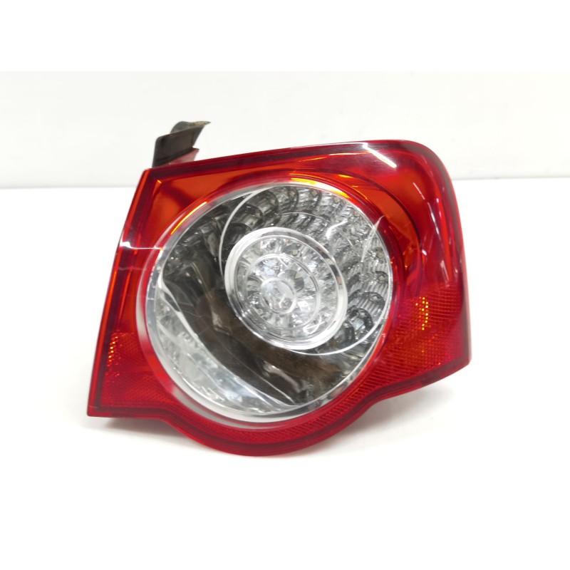 Piloto traseiro direito Volkswagen Passat B6 (3C2) | Desguace Becerril