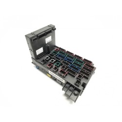 Boîte de relais / fusibles clase M (W163) oem 1635455232