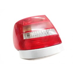 Piloto traseiro esquerdo audi A4 B5 (8D2) oem 8D0945111A