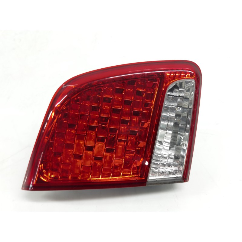 Left central rear light KIA Sorento II furgoneta/suv (XM) | Becerril Scrap Yard