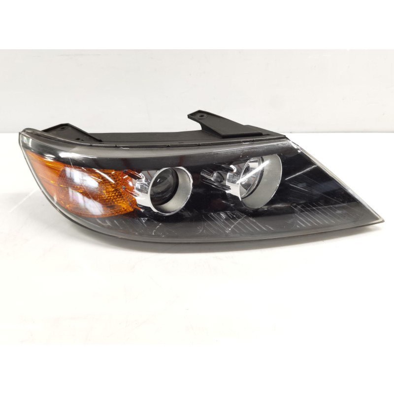 Right headlight KIA Sorento II furgoneta/suv (XM) | Becerril Scrap Yard