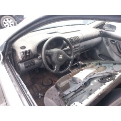 تفكيك Seat toledo II (1M2) 1.9 TDI Diesel من عام 2002 بمحرك ARL