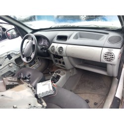 تفكيك Renault kangoo (KC0/1_) 1.5 dCi Diesel من عام 2007 بمحرك K9K 702,K9K 700