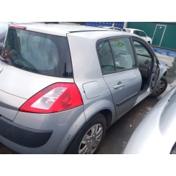 تفكيك Renault megane II (BM0/1_, CM0/1_) 1.5 dCi (BM0F, BM0T, BM2B, CM0F, CM0T) Diesel من عام 2005 بمحرك K9K 722