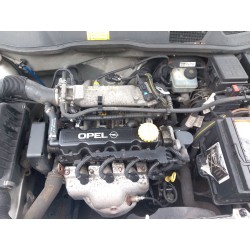 تفكيك Opel astra g hatchback (T98) 1.6 (F08, F48) Gasolina من عام 2002 بمحرك Z 16 SE