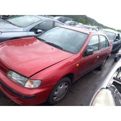تفكيك Nissan almera I (N15) 2.0 D Diesel من عام 1997 بمحرك CD20