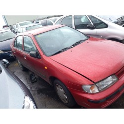 تفكيك Nissan almera I (N15) 2.0 D Diesel من عام 1997 بمحرك CD20