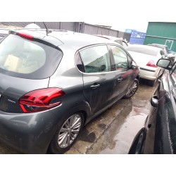 peugeot 208 i (ca_, cc_) del año 2017