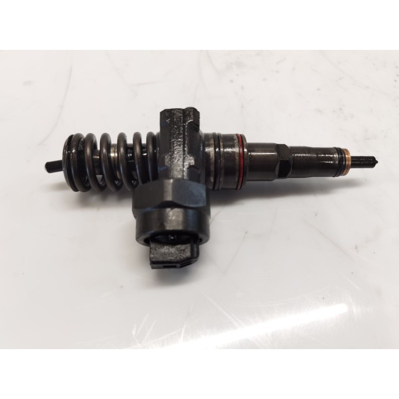 Injektor Volkswagen Passat B5.5 (3B3) | Desguace Becerril