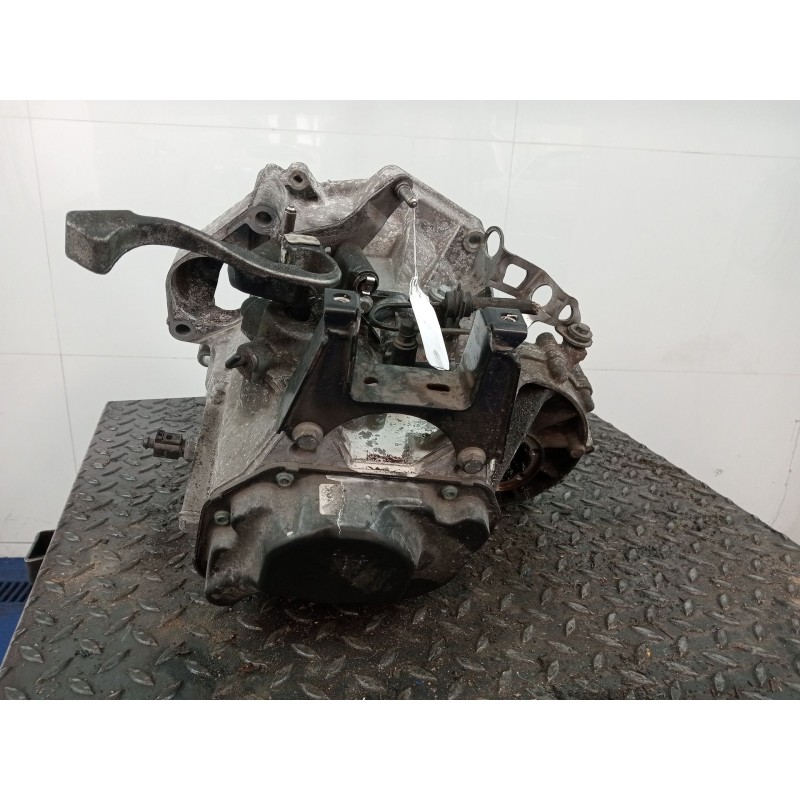 Gearbox Volkswagen Polo IV (9N_, 9A_) | Becerril Scrap Yard