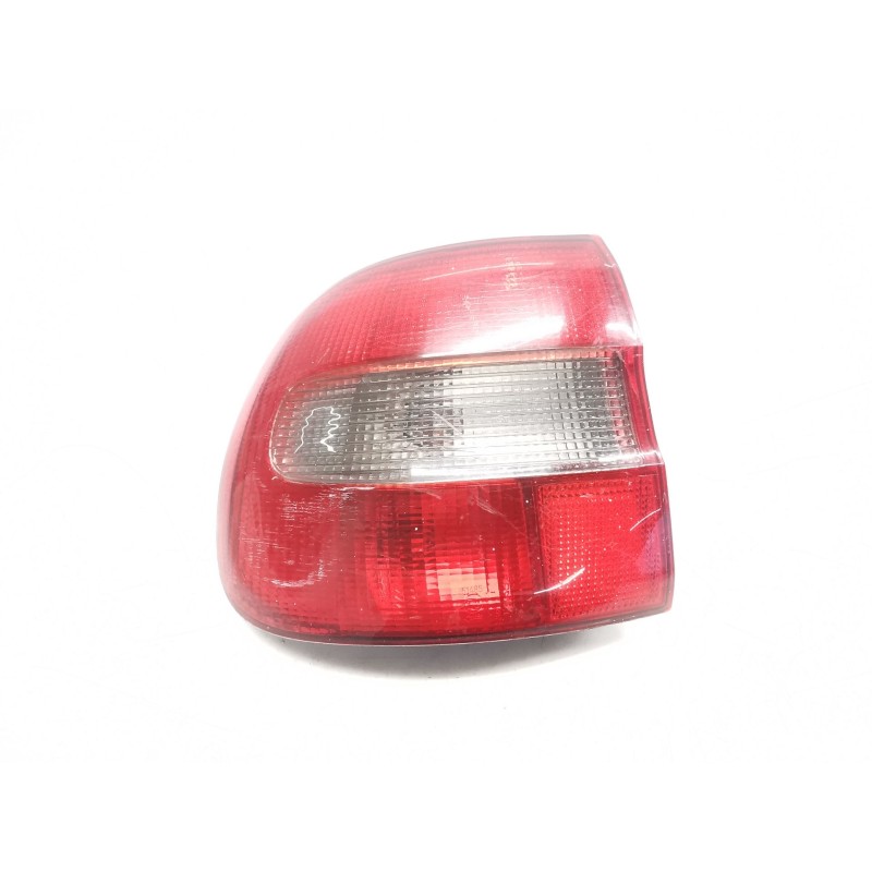 Recambio de piloto trasero izquierdo para volvo v40 station wagon (645) 1.8 referencia OEM IAM   