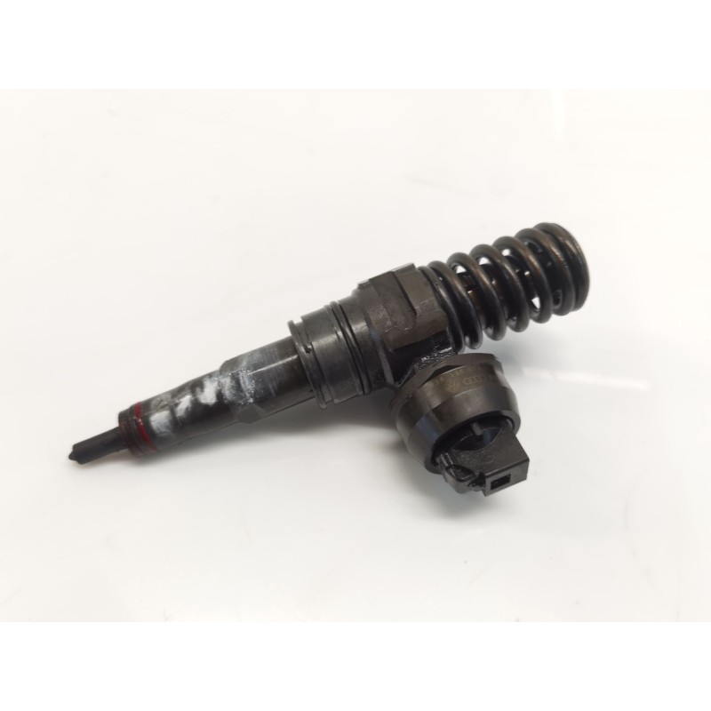 Recambio de inyector para volkswagen golf v (1k1) 1.9 tdi referencia OEM IAM 359095 1888623 