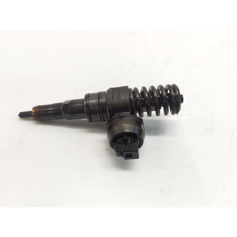 Injecteur Volkswagen Golf V (1K1) | Desguace Becerril