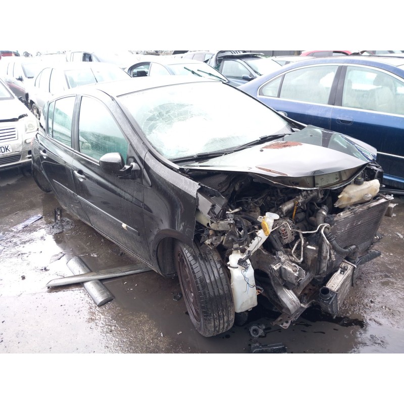 تفكيك Renault clio III (BR0/1, CR0/1) 1.2 16V (BR0P, CR0P) Gasolina من عام 2009 بمحرك D4F 784