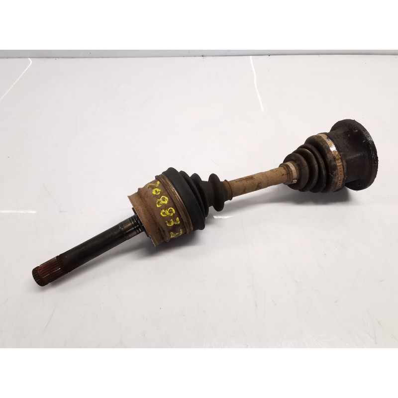 Transmission avant gauche Nissan Terrano II (R20) | Desguace Becerril