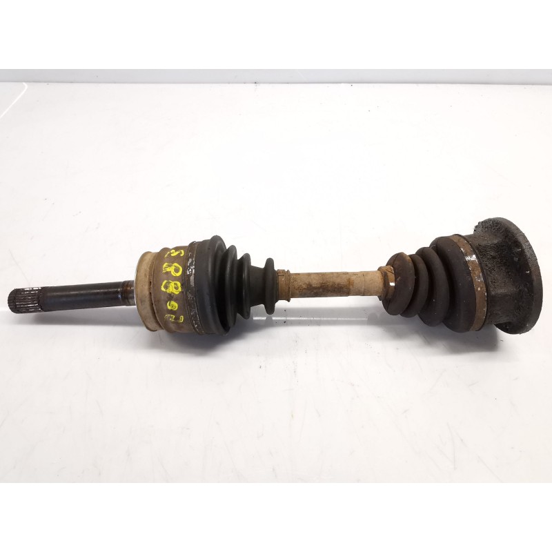 Transmission avant droite Nissan Terrano II (R20) | Desguace Becerril