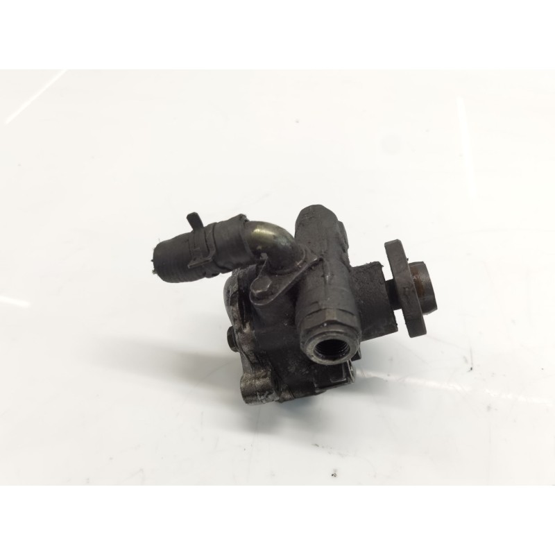 Power steering pump Nissan Primera (P12) | Becerril Scrap Yard