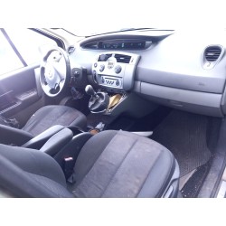 تفكيك Renault grand SCÉNIC II (JM0/1_) 1.9 dCi (JM14) Diesel من عام 2008 بمحرك F9Q 804,F9Q 816,F9Q 818,F9Q 803