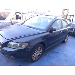 تفكيك Volvo V50 (545) 1.6 D Diesel من عام 2005 بمحرك D 4164 T