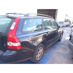 تفكيك Volvo V50 (545) 1.6 D Diesel من عام 2005 بمحرك D 4164 T