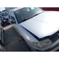 تفكيك Seat cordoba vario (6K5) 1.4 16V Gasolina من عام 2002 بمحرك APE,AUA