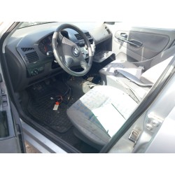 تفكيك Seat cordoba vario (6K5) 1.4 16V Gasolina من عام 2002 بمحرك APE,AUA