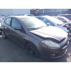 تفكيك Fiat bravo II (198_) 1.9 D Multijet (198AXB1A) Diesel من عام 2008 بمحرك 192 A8.000
