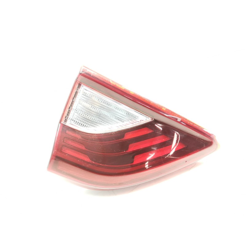 Left central rear light KIA Stonic (yb) | Becerril Scrap Yard