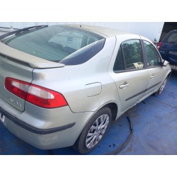 تفكيك Renault laguna II (BG0/1_) 1.9 dCi Diesel من عام 2001 بمحرك F9Q 718,F9Q 754