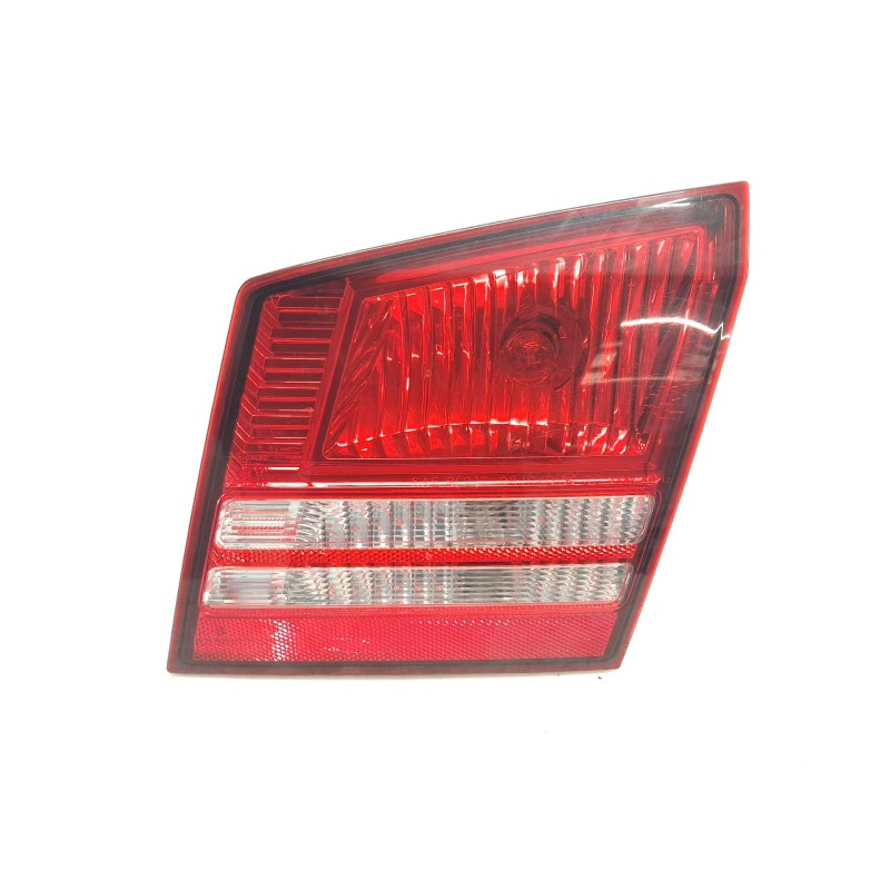 Recambio de piloto trasero central derecho para dodge journey 2.0 crd referencia OEM IAM 04806368AB 8L04BD1385 