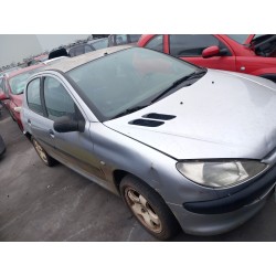 Aufschlüsselung der Teile für Peugeot 206 hatchback (2A/C) 1.9 D Diesel aus dem Jahr 2000 mit Motor WJZ (DW8),WJY (DW8B)