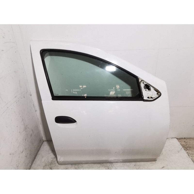 Recambio de puerta delantera derecha para dacia sandero ii (b8_) 1.2 referencia OEM IAM   