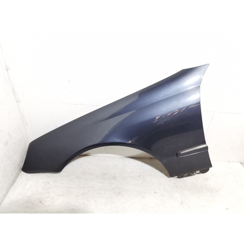 Recambio de aleta delantera izquierda para mercedes-benz clk (c209) clk 270 cdi (209.316) referencia OEM IAM   