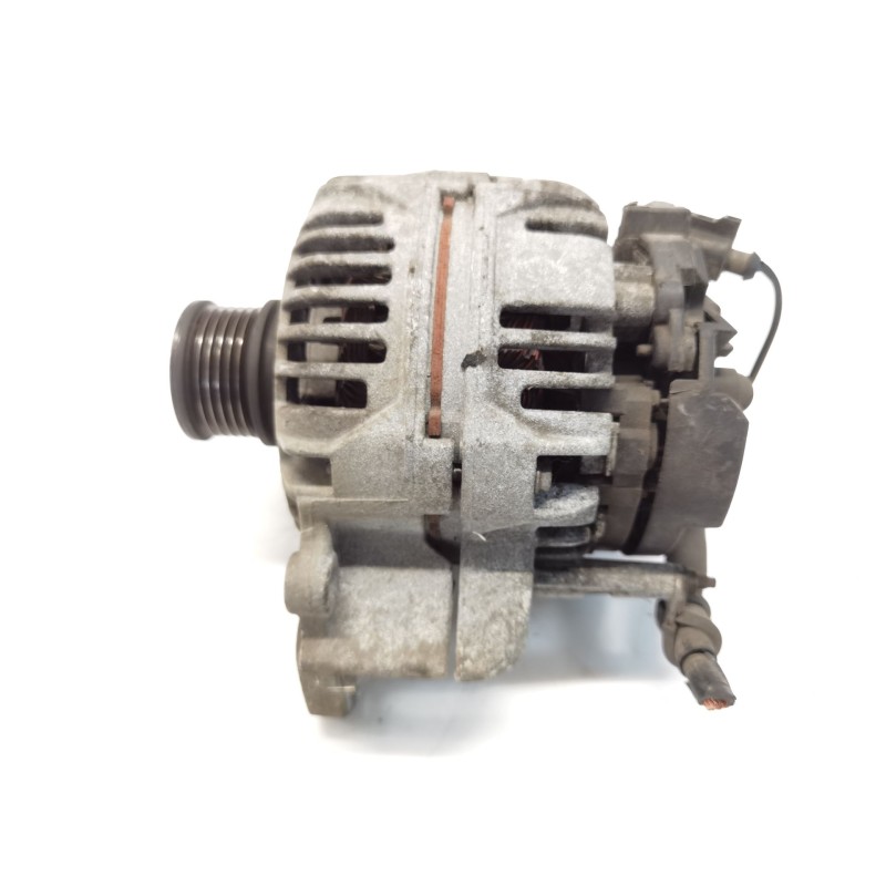 مُوَجِّهُ السَّيَّارَة Volkswagen Passat B6 (3C2) | Desguace Becerril