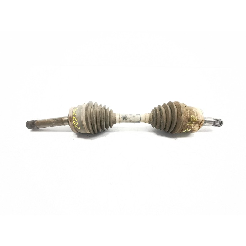 Left front axle Hyundai Terracan (hp) | Becerril Scrap Yard
