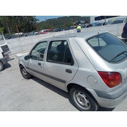 Detalhamento das peças para Ford fiesta berlina (DX) Ambiente Gasolina do ano 2000 com motor J4L