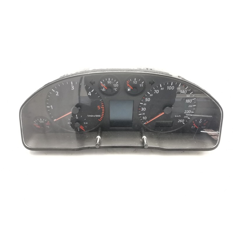 Tableau de bord Audi A4 B5 (8D2) | Desguace Becerril