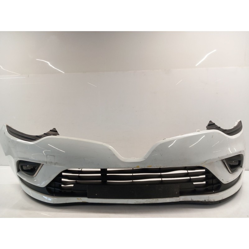 Front bumper Renault Clio IV (BH_) | Becerril Scrap Yard