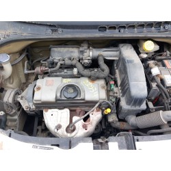 تفكيك CITROËN C3 I (FC_, FN_) 1.1 i Gasolina من عام 2004 بمحرك HFX (TU1A),HFX (TU1JP)