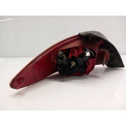Feu arrière droit Peugeot 206 hatchback (2A/C) | Desguace Becerril