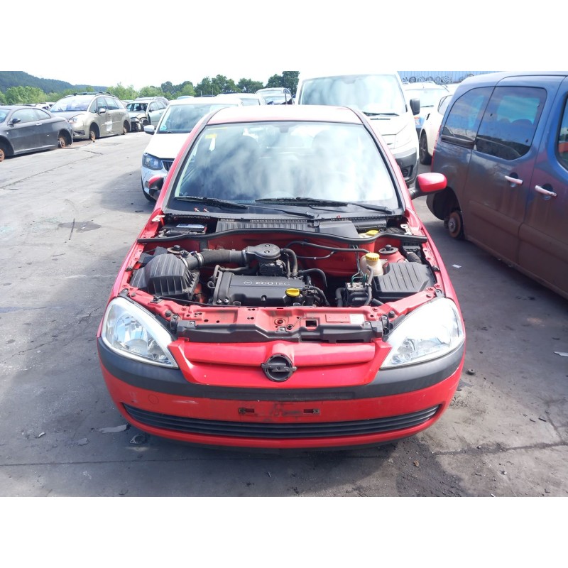 opel corsa c (x01) del año 2002
