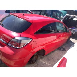 opel astra h gtc (a04) del año 2009