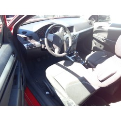 opel astra h gtc (a04) del año 2009