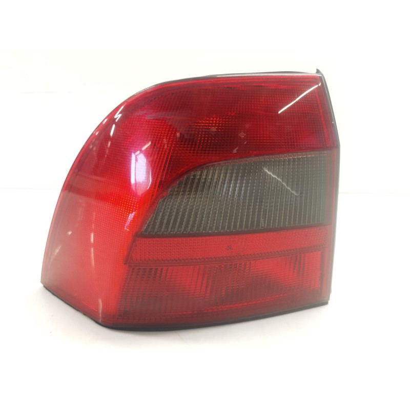 Recambio de piloto trasero izquierdo para opel vectra b (j96) 1.8 i 16v (f19) referencia OEM IAM   