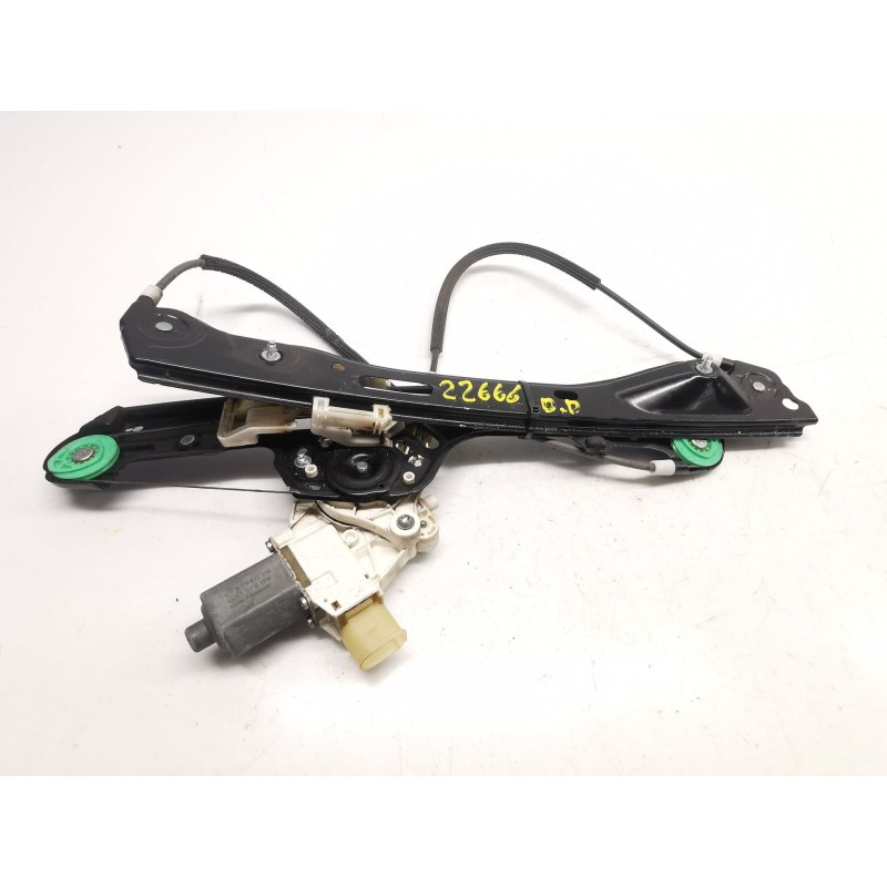 Recambio de elevalunas delantero derecho para bmw 1 (e87) 120 i referencia OEM IAM 51337138466 7067796S 