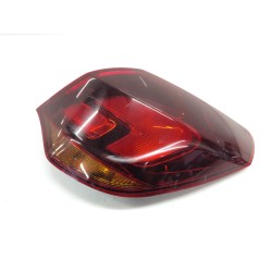 Feu arrière droit opel astra j (P10) oem 13319948
