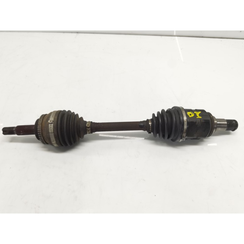 Left front axle Toyota Avensis (_T25_) | Becerril Scrap Yard