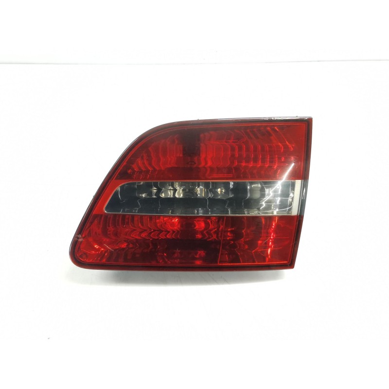 Recambio de piloto trasero central derecho para fiat stilo multi wagon (192_) 1.9 jtd referencia OEM IAM   