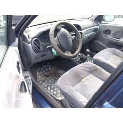 Elenco delle parti per Renault megane I grandtour (KA0/1_) 1.6 16V (KA0B, KA04, KA11) Gasolina dell'anno 2001 con motore K4M 708,K4M 704,K4M 709,K4M 712,K4M 700,K4M 701
